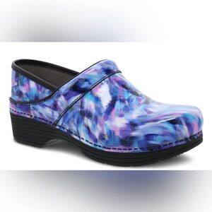 Dansko LT Professional Women's Clogs Size 41 (U.S. 10) Blue Crush Patent